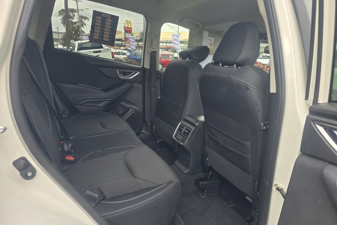 2024 SUBARU FORESTER 2.5i (AWD)