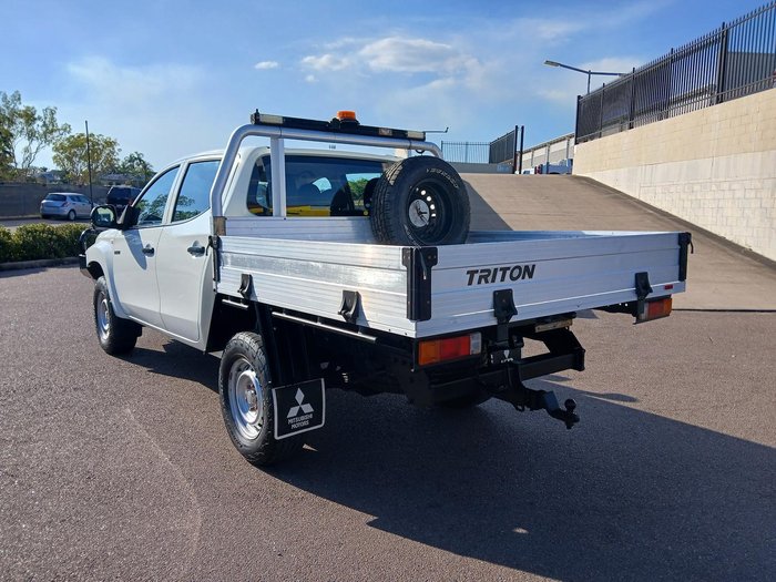 2022 Mitsubishi Triton GLX