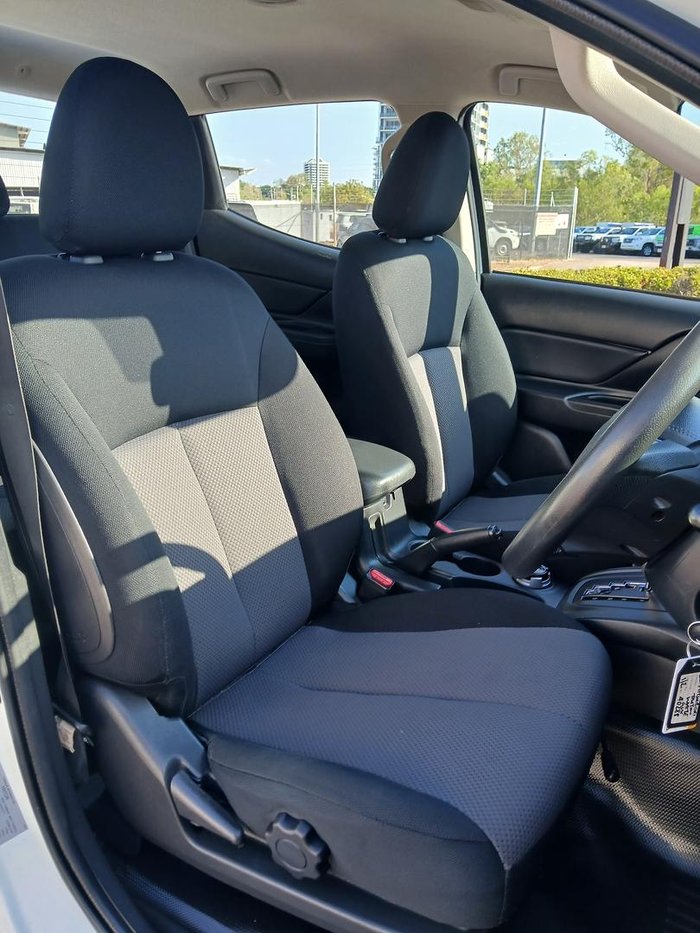 2022 Mitsubishi Triton GLX