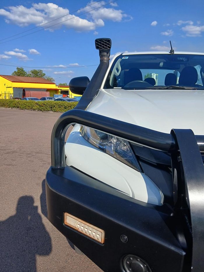 2022 Mitsubishi Triton GLX
