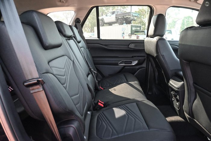 2025 Ford Everest Black Edition
