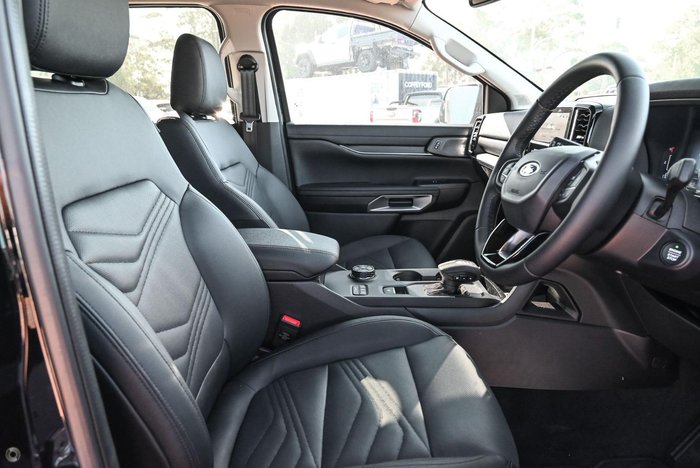 2025 Ford Everest Black Edition