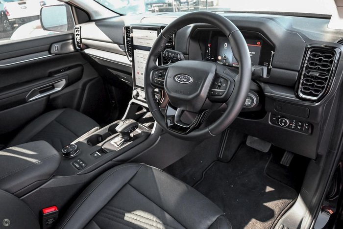 2025 Ford Everest Black Edition