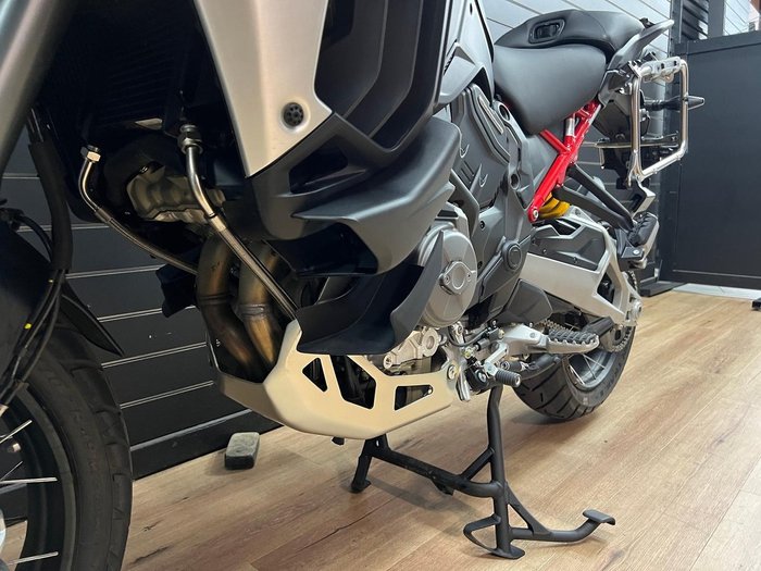2025 DUCATI MULTISTRADA V4 RALLY Black