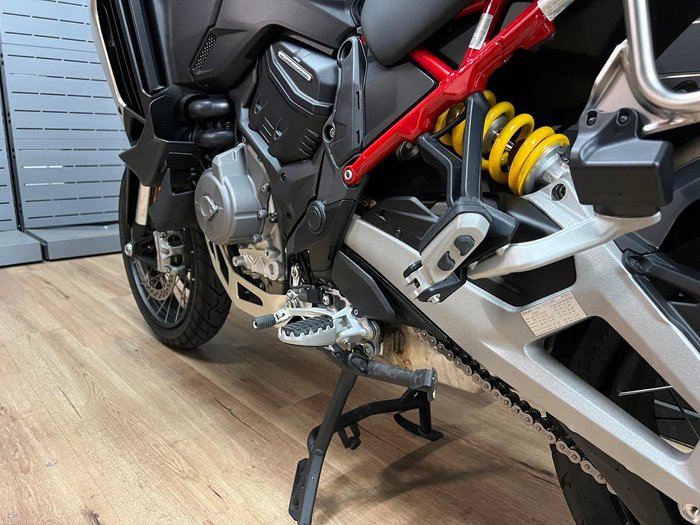2025 DUCATI MULTISTRADA V4 RALLY Black