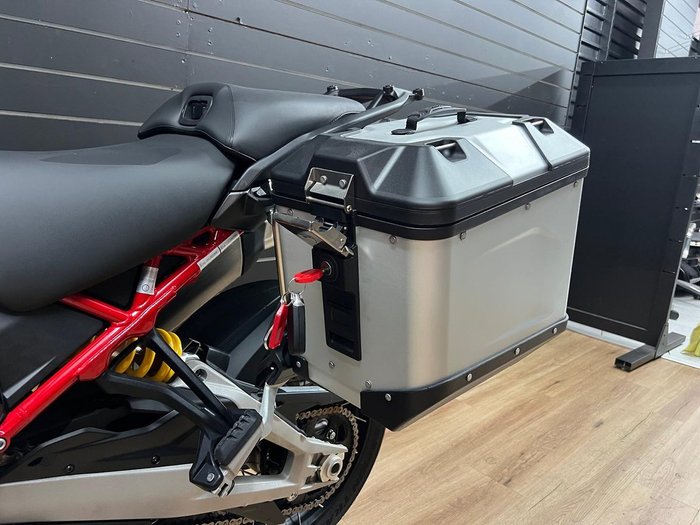 2025 DUCATI MULTISTRADA V4 RALLY Black