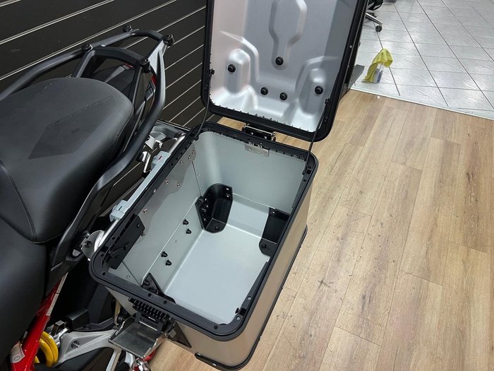 2025 DUCATI MULTISTRADA V4 RALLY Black
