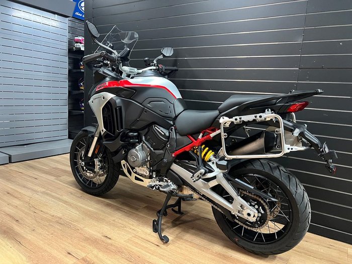 2025 DUCATI MULTISTRADA V4 RALLY Black