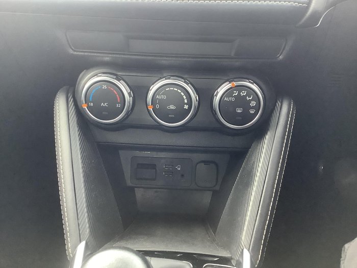 2022 Mazda 2 G15 Evolve