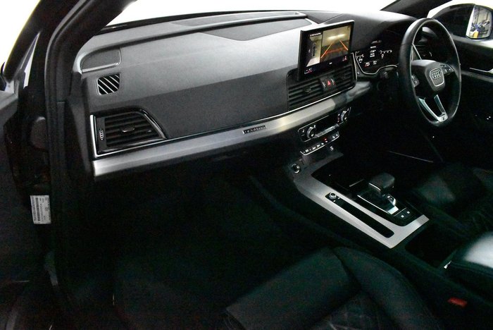 2021 Audi Q5 45 TFSI S line