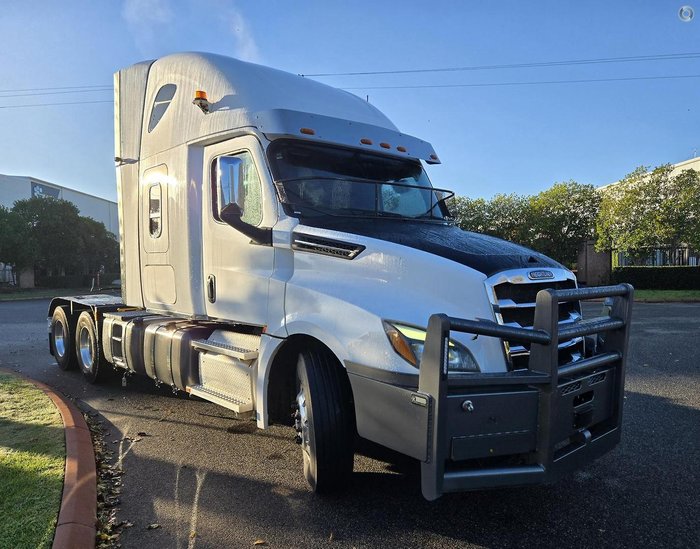 2022 Freightliner Cascadia