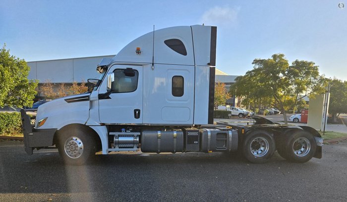 2022 Freightliner Cascadia