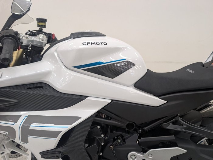2026 CFMOTO 2026 Cf Moto 450CC 450 SR ABS Road
