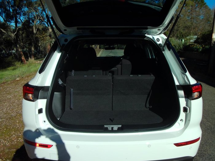 2024 Mitsubishi Outlander ES