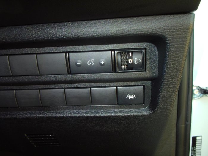 2024 Mitsubishi Outlander ES