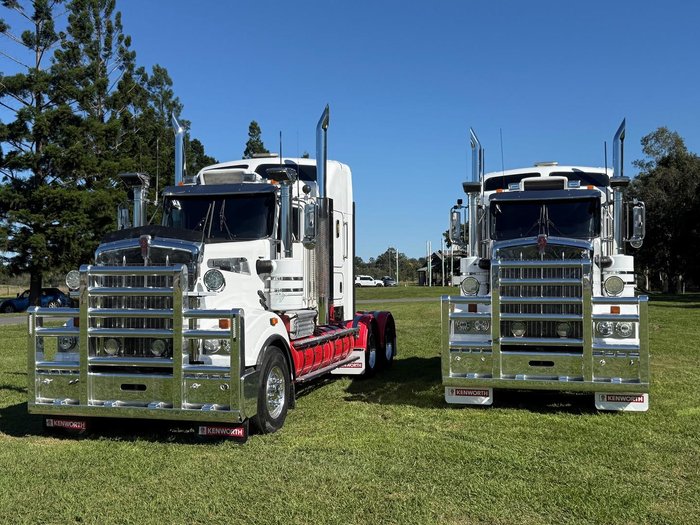 2016 Kenworth T909
