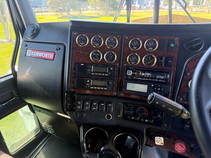 2016 Kenworth T909