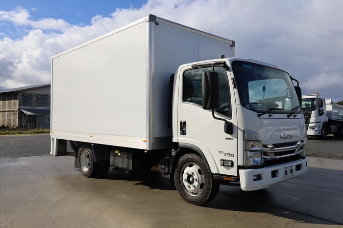 2022 Isuzu N Series