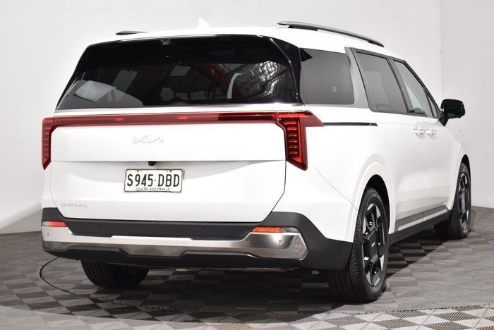 2024 Kia Carnival GT-Line
