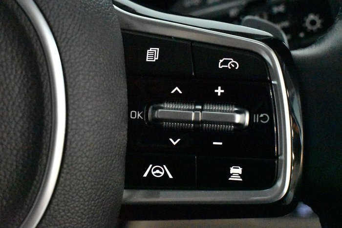 2024 Kia Carnival GT-Line