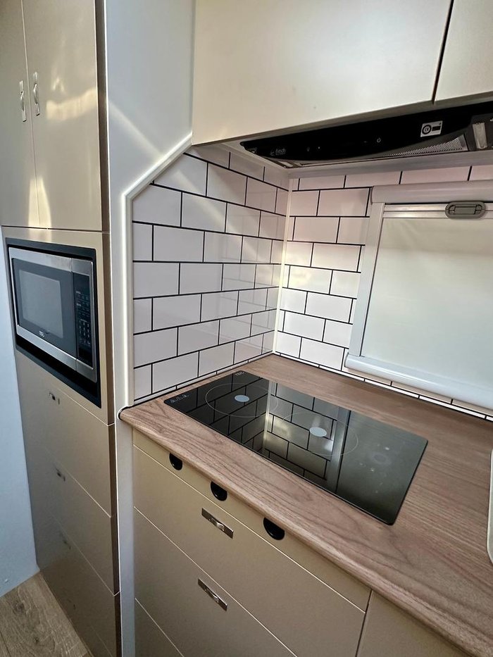 2025 Red Centre Oasis 206 Type C