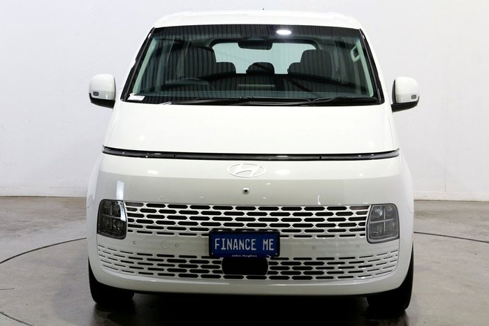 2025 Hyundai STARIA