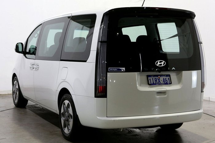 2025 Hyundai STARIA