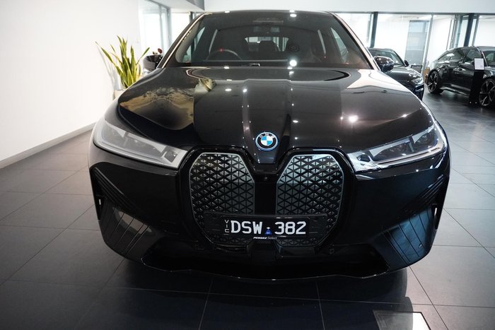 2025 BMW iX M60