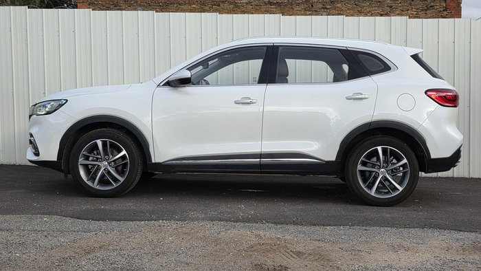 2023 MG HS Excite