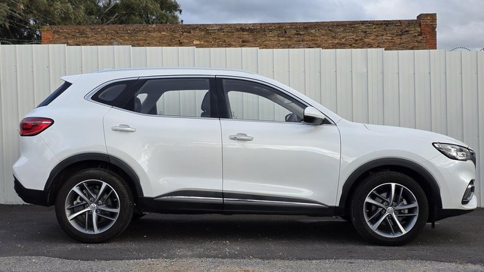 2023 MG HS Excite