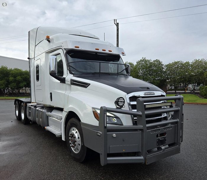 2021 Freightliner Cascadia
