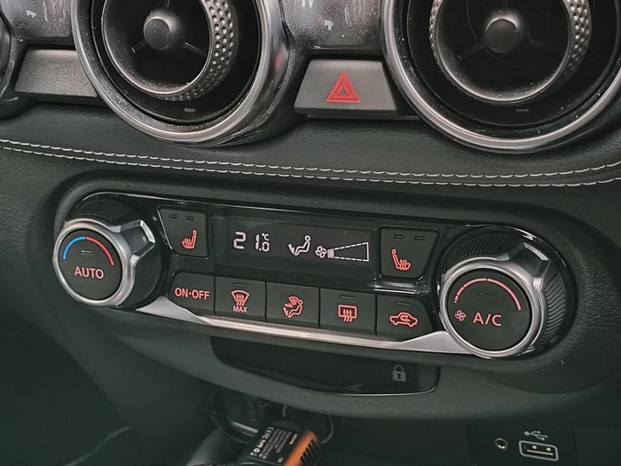 2020 Nissan JUKE ST-L F16 WHITE
