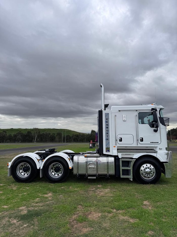 2026 Kenworth K220