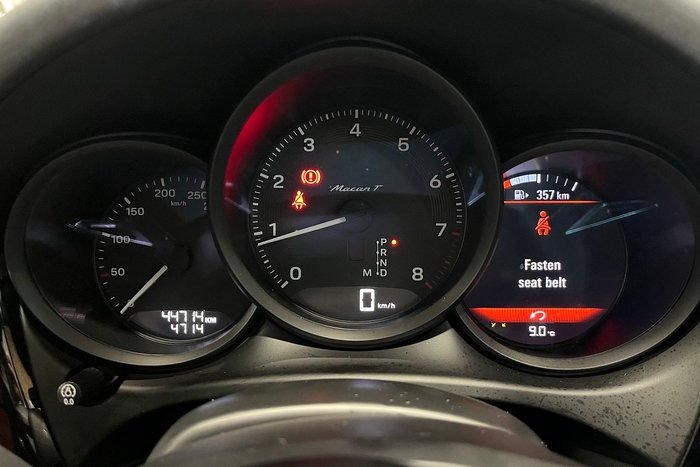 2023 Porsche Macan T