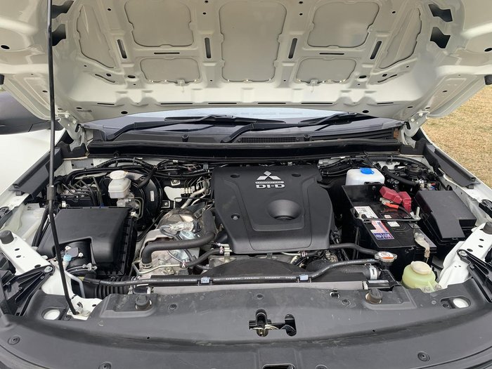 2022 Mitsubishi Triton GLX MR MY22.5 4X4 Dual Range White