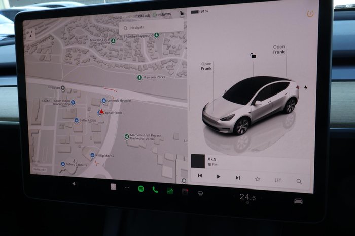 2022 Tesla Model Y Rear-Wheel Drive
