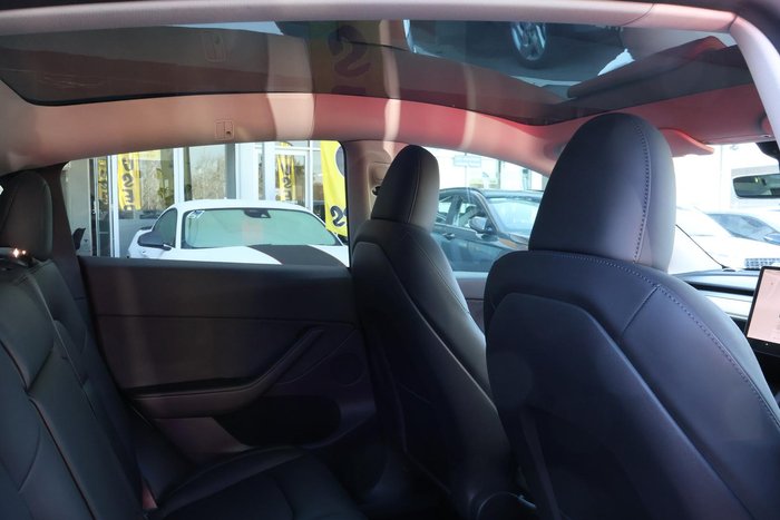 2022 Tesla Model Y Rear-Wheel Drive
