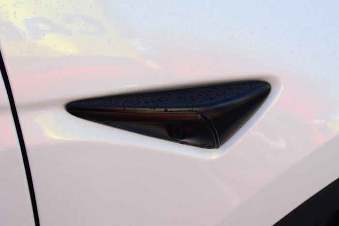 2022 Tesla Model Y Rear-Wheel Drive