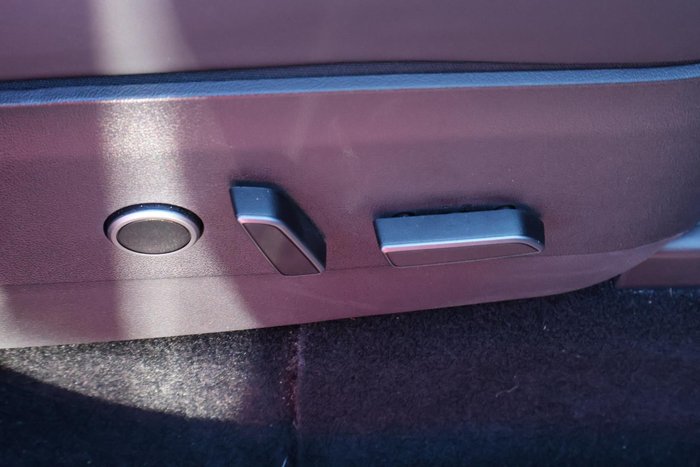 2022 Tesla Model Y Rear-Wheel Drive
