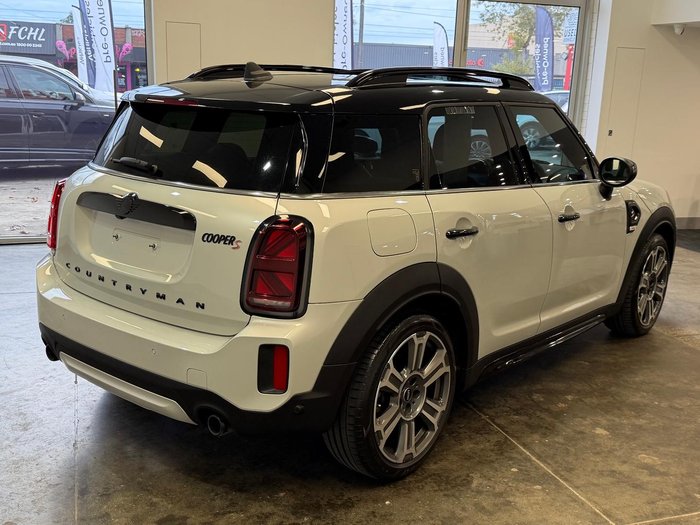 2023 MINI Countryman Cooper S MINI Yours