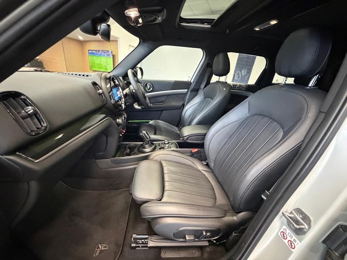 2023 MINI Countryman Cooper S MINI Yours