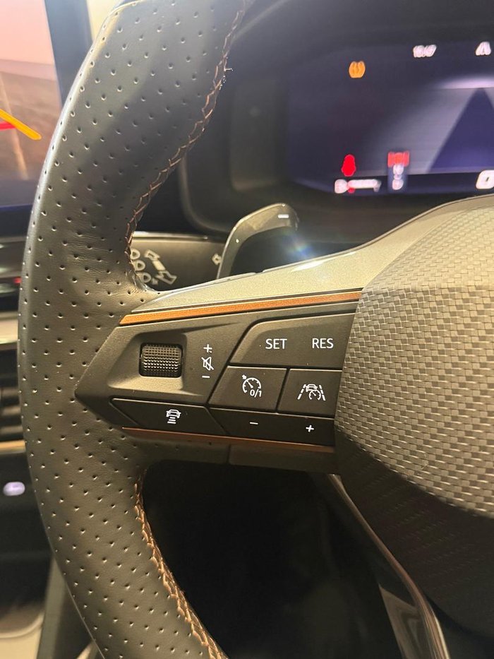 2023 CUPRA Leon V