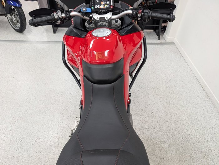 2021 DUCATI MULTISTRADA 950 S RED SW Red