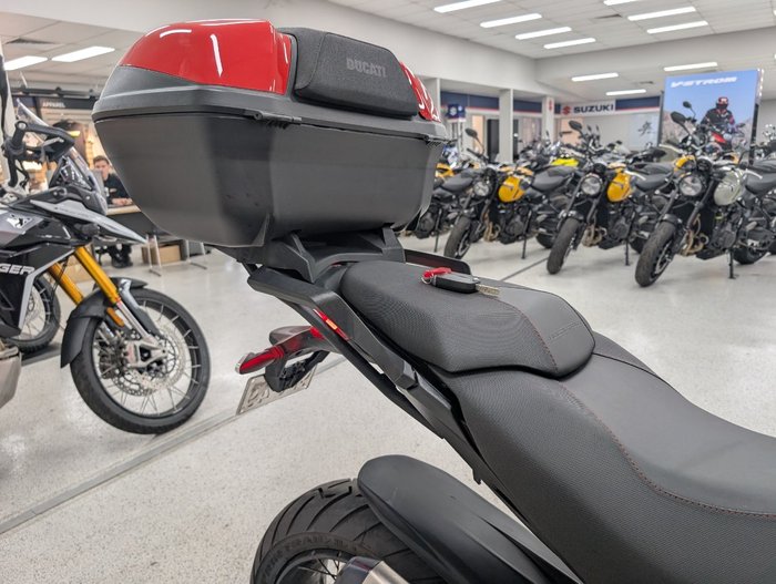 2021 DUCATI MULTISTRADA 950 S RED SW Red