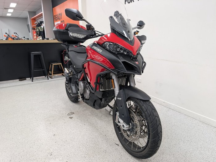 2021 DUCATI MULTISTRADA 950 S RED SW Red