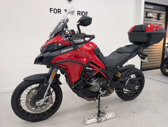 2021 DUCATI MULTISTRADA 950 S RED SW Red