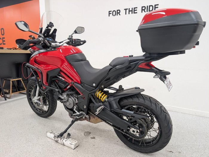 2021 DUCATI MULTISTRADA 950 S RED SW Red