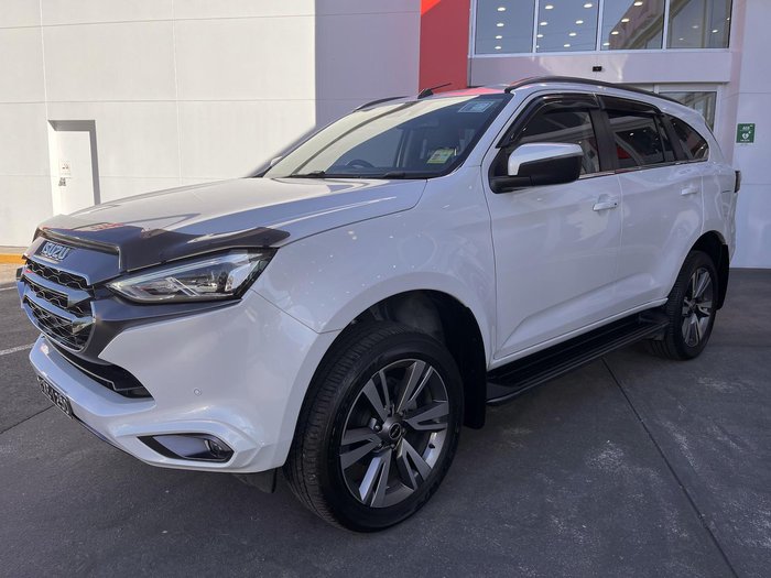 2024 Isuzu MU-X LS-T