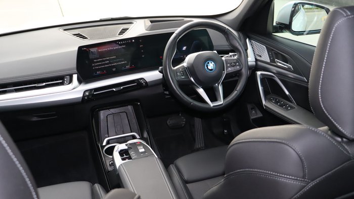 2023 BMW iX1 xDrive30 xLine