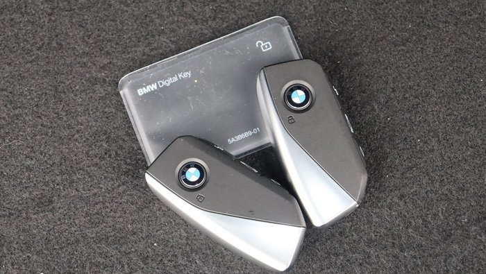2023 BMW iX1 xDrive30 xLine